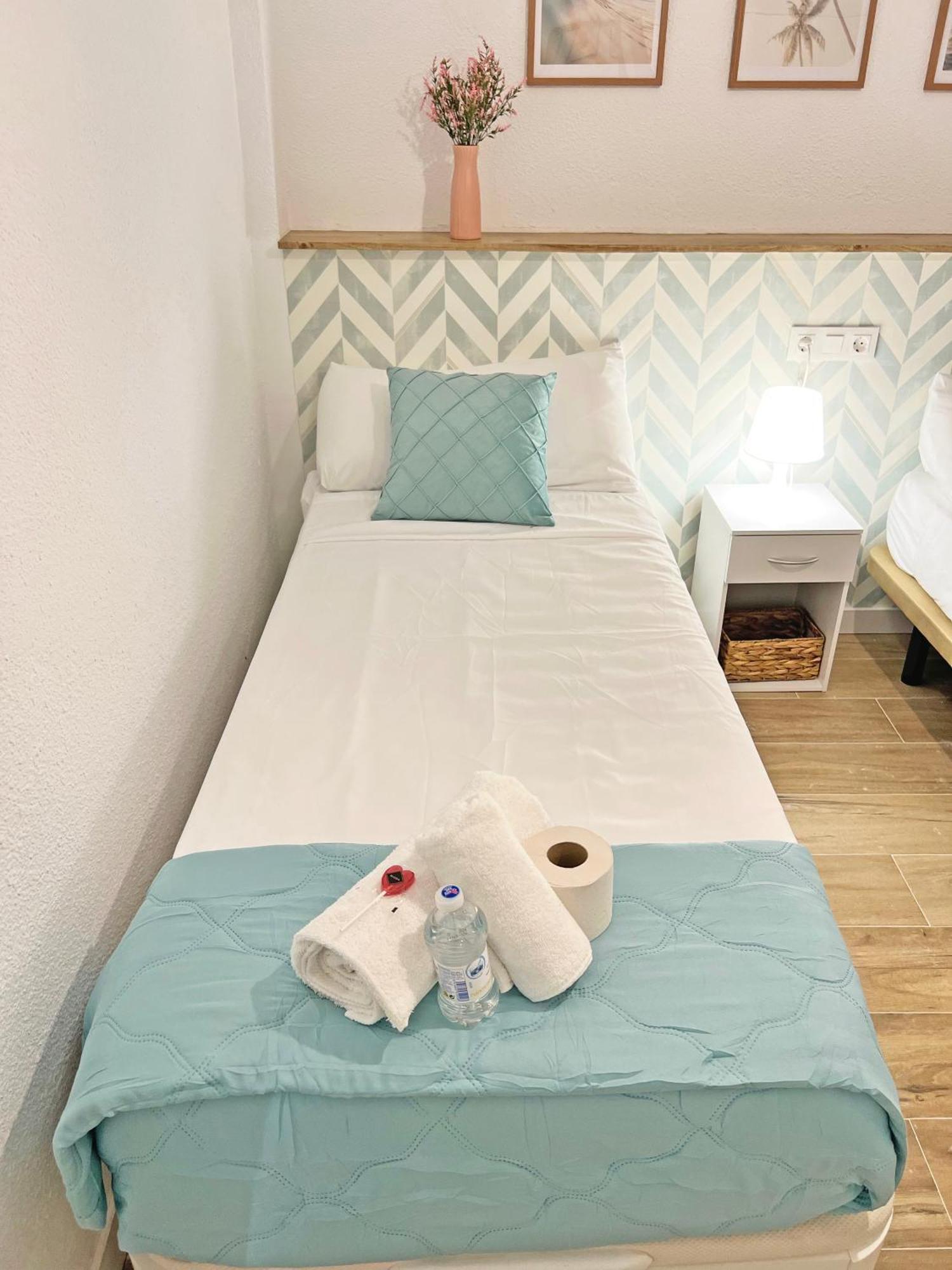 Апартаменты Coqueto Con Piscina, Nuevo A 50M Del Mar, Parking Gratis Кампелло Экстерьер фото