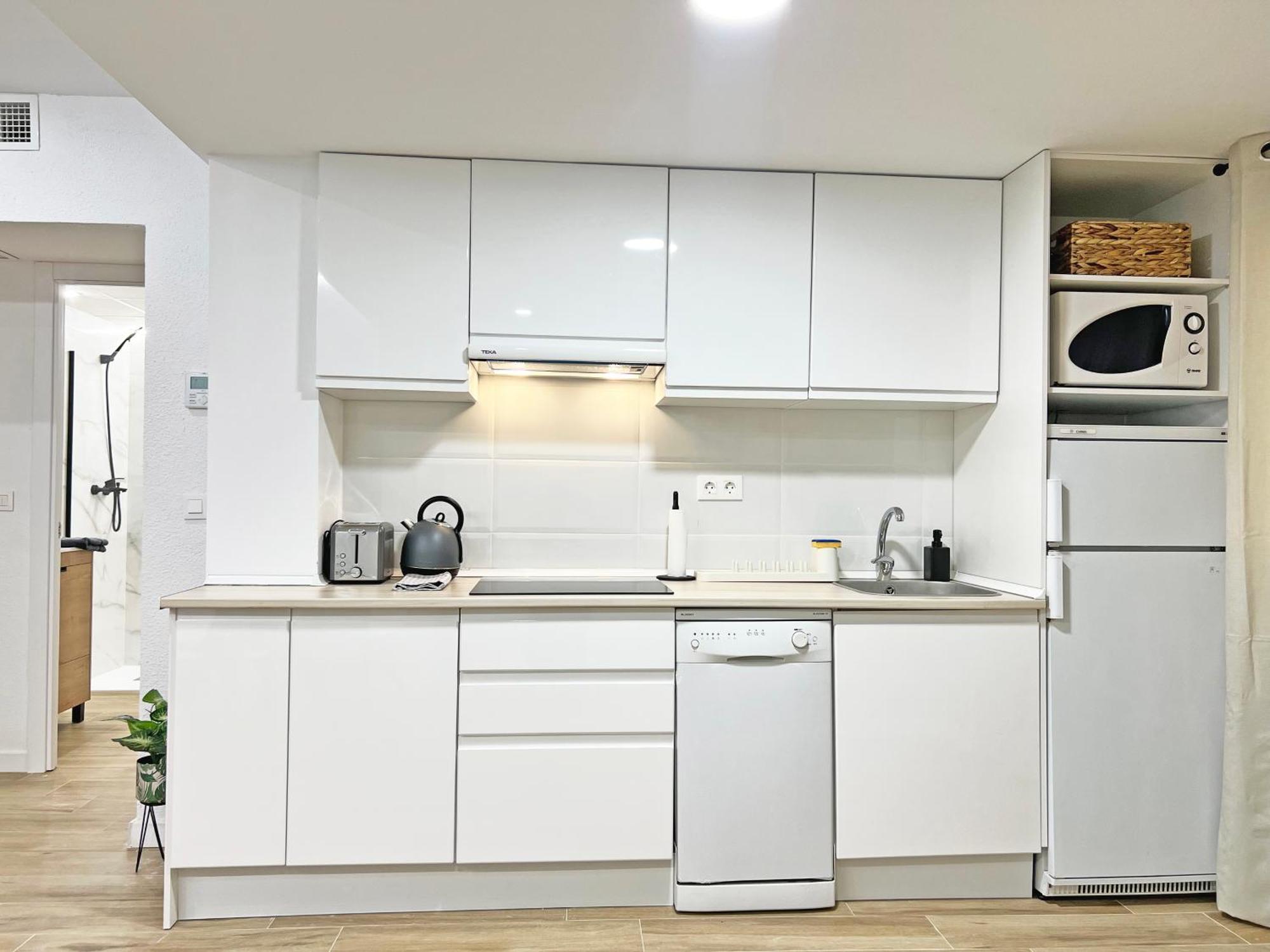 Апартаменты Coqueto Con Piscina, Nuevo A 50M Del Mar, Parking Gratis Кампелло Экстерьер фото